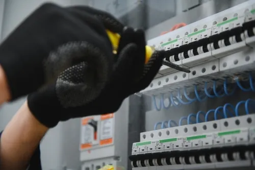 Electrician services in Preston: domestic and commercial electrical work